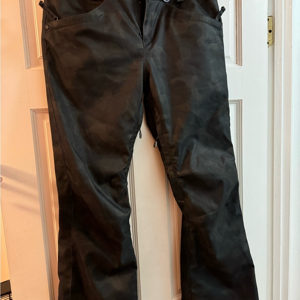 Volcom Black Camo Snow Pants